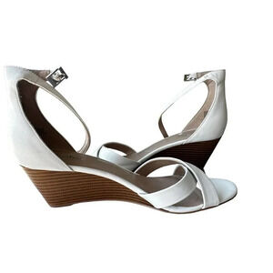 Charles By Charles David Womens White Griffin‎ Wedge Sandals Size 11M